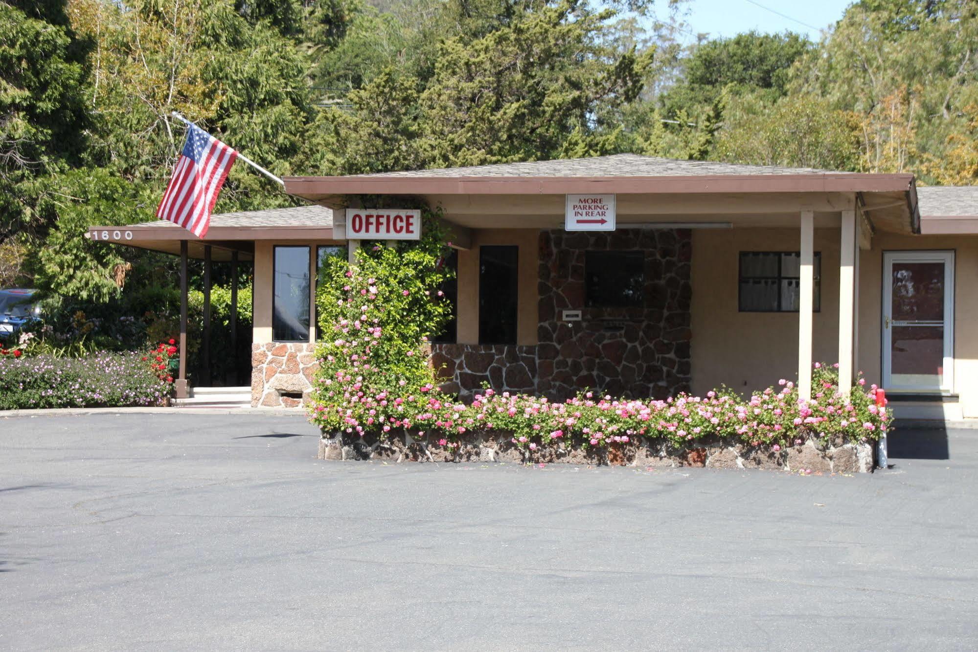 Villa Inn 2*